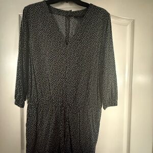 Banana Republic Black and White Long Sleeve Dress